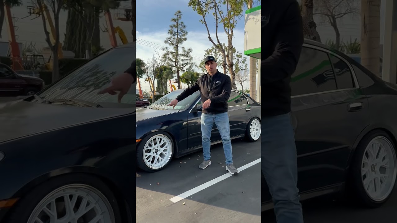 ESR Wheels style CS11 in the size 19x9.5 offset +22 pcd 5x114.3 on this 2005 Infiniti G35 Sedan