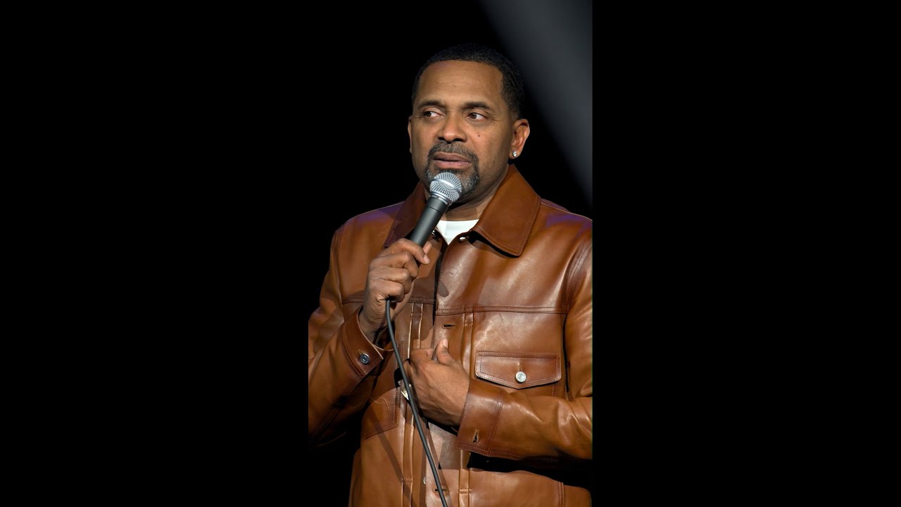 age doesn't matter to police #MikeEpps #ReadyToSellOut
