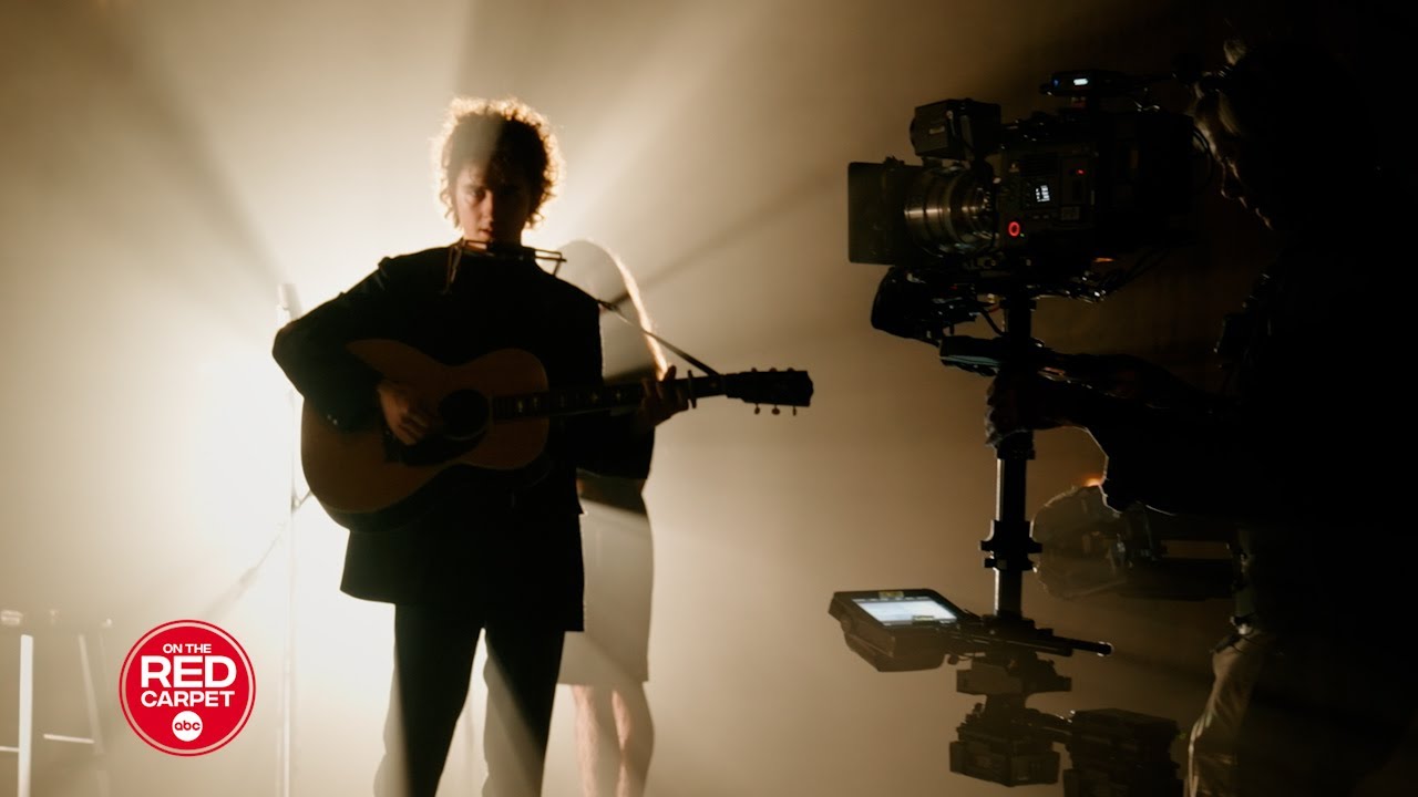 Timothée Chalamet studied music, moves to become Bob Dylan in "A Complete Unknown" | Full Episode