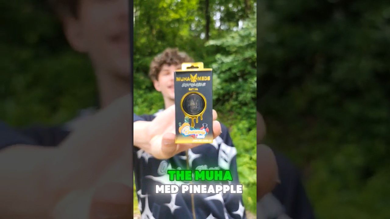 This PINEAPPLE 🛒🍃 Punches!!! #shorts #baked #high #muhamed #review #clouds #zaza