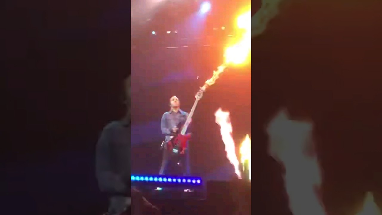 Can Pete Wentz actually play bass?!