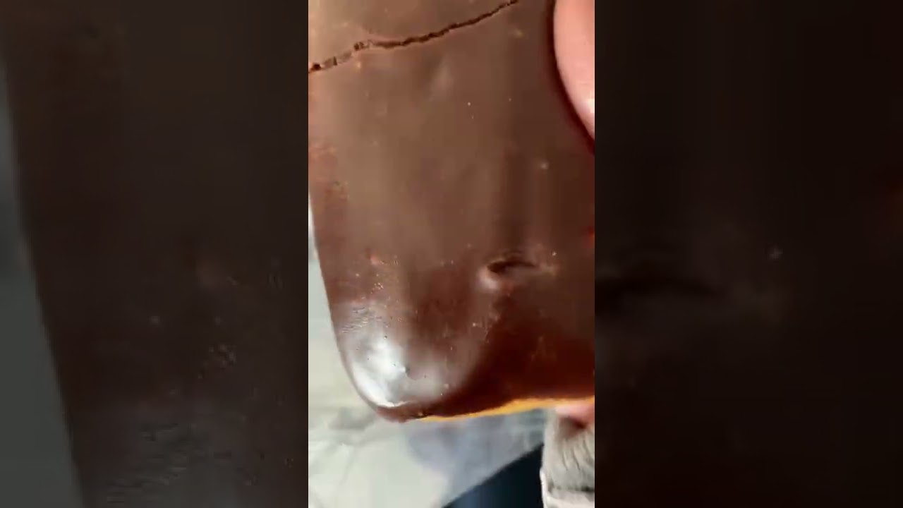 Long john donut is our afternoon snacks, have you try it? #shorts #donut #chocolate #longjohn