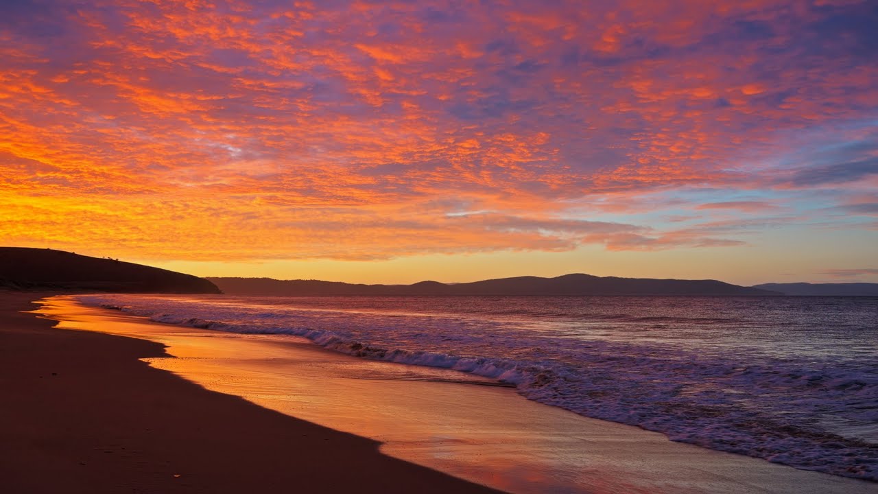Red Sunset Afterglow on a Remote Beach with Calm Ocean Waves | Relaxing ASMR for Deep Sleep | 3H 4K