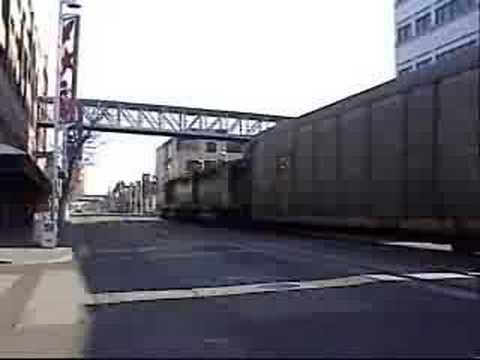 Rare BNSF power in Oakland.