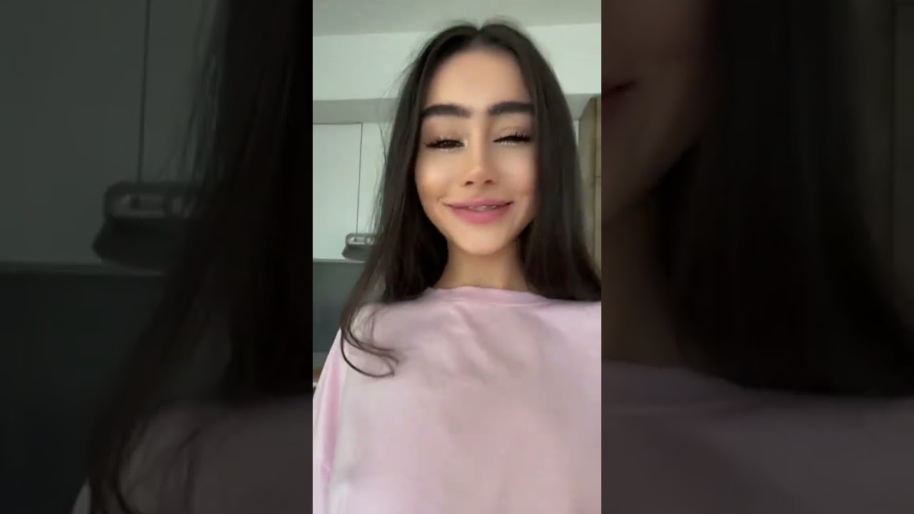 #fyp #shorts #viralvideo  #trending  #beautifulgirl   #youtubeshorts #fashion  #lifestyle