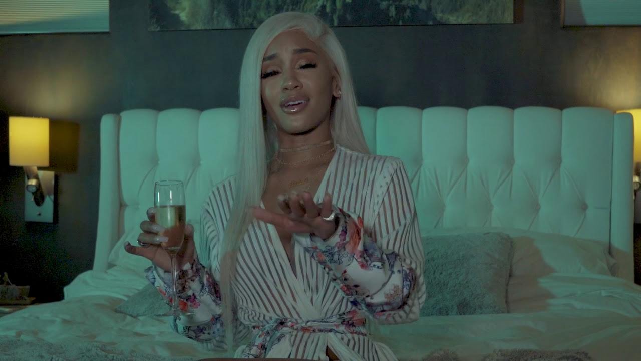 Saweetie - ICY GRL [Official Music Video]